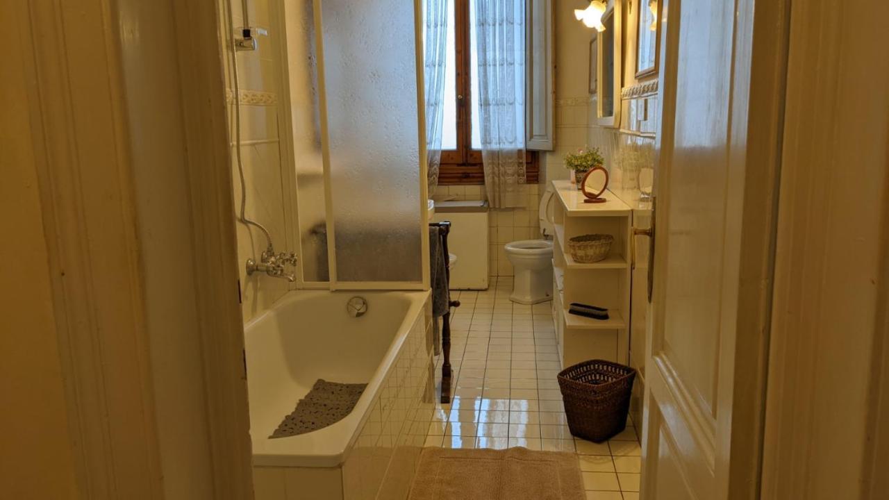 Double Bedroom In Beautiful 30'S Style Apartment Florence Ngoại thất bức ảnh